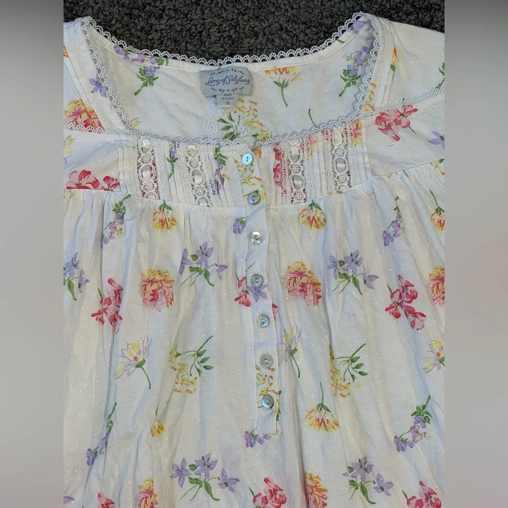 Lanz of Salzburg Tossed Floral Cotton Knit Long Nightgown White Floral Womens 1X